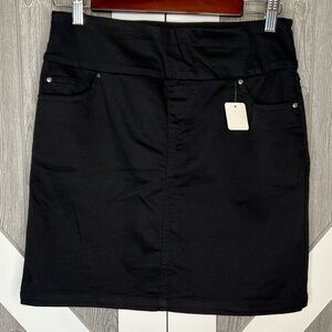 D14.17 SC&CO Women's Comfortable Stretch Skort Black